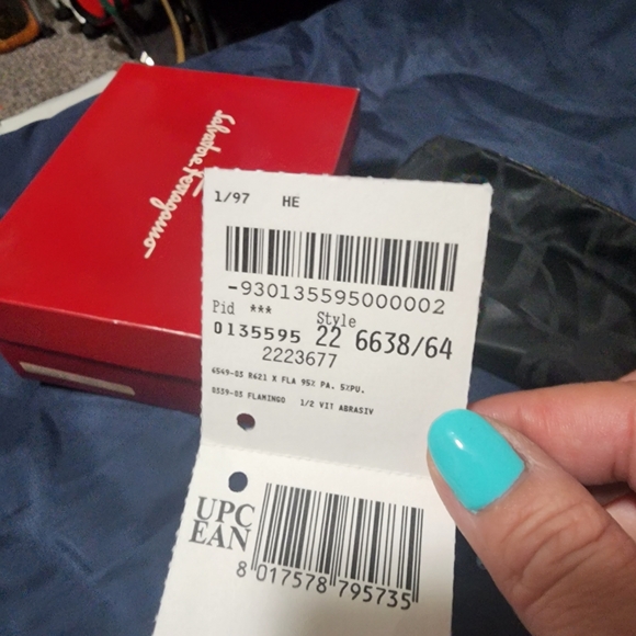 Salvadore Ferragamo Cosmetic pouch - Picture 3 of 9